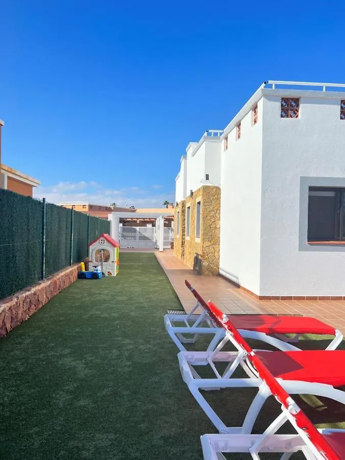Villa Eva - New To The Market, Fully Refurbished Licensed Villa - Private Pool Caleta De Fuste